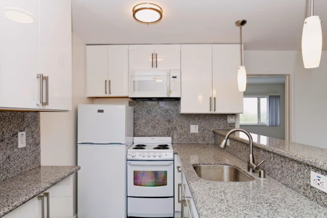 2828 College Avenue 4