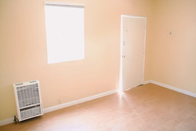 1280 W. Jefferson Blvd. 3