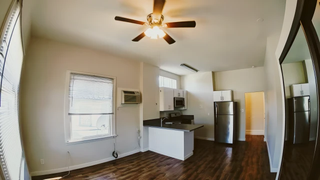 2639 Monmouth Ave.  3