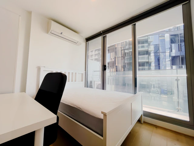 36 La Trobe Street 2