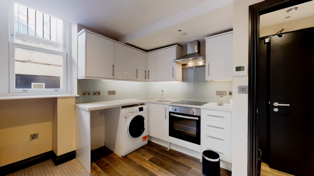 Gloucester Terrace 22400# 3