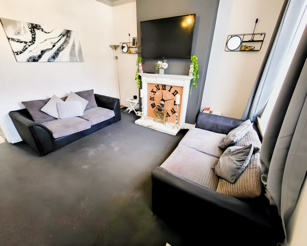 Burley Lodge Road 22477# 0