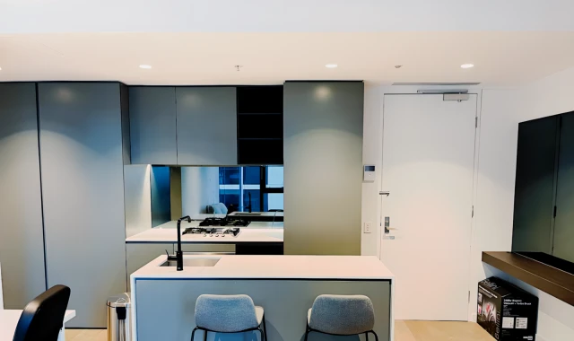 462 Elizabeth Street 2