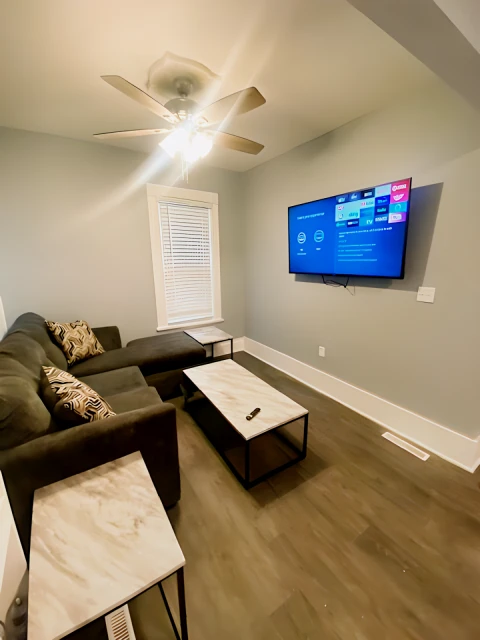 601 S Beech St - 스노우 시티 (시러큐스) 학생 숙소 - 4 Bed 2 Bath