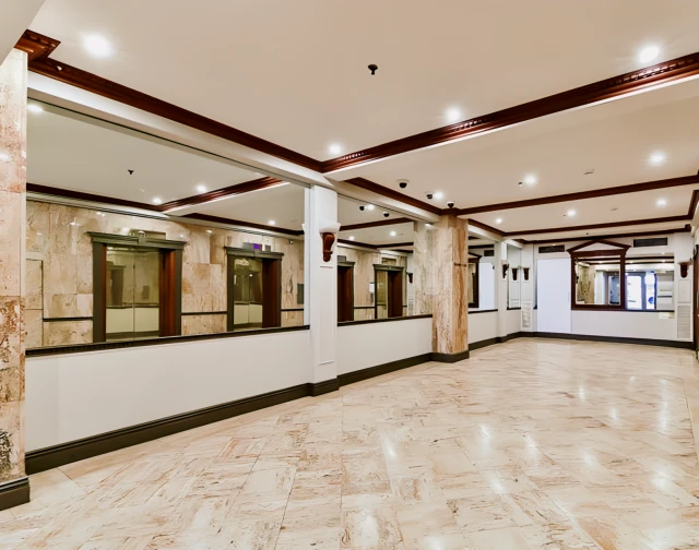 408 Lonsdale Street 1