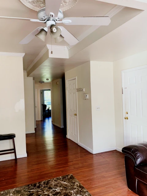 208 Westcott St 4