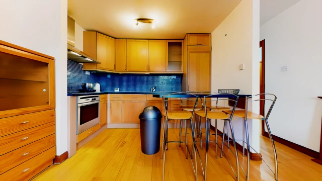 Penywern Road 22772# 4