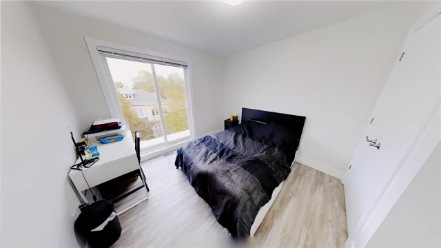 533 Chapel 1