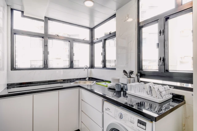 95 Hill Road - Hong Kong(China) student accommodation - Regular (74sqft)