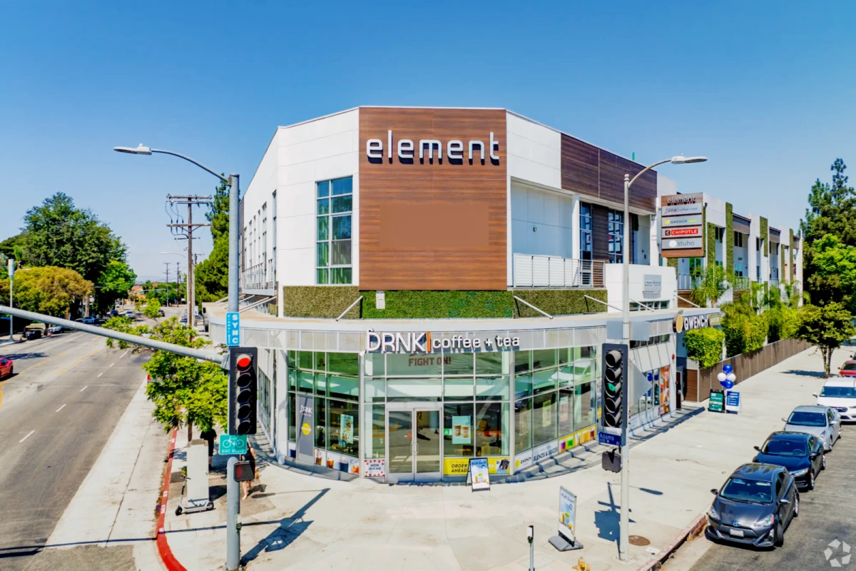 Element 0