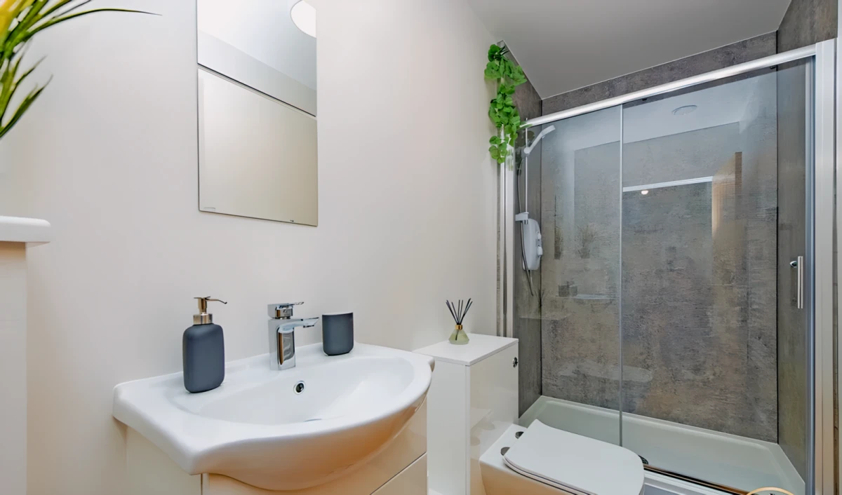 Zeus Apartment - The Thunder of Town 0