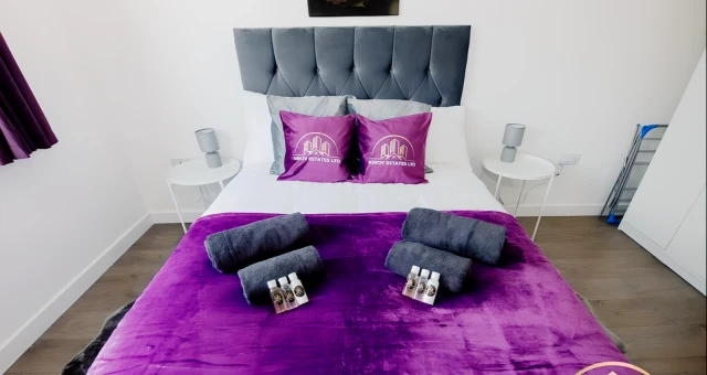 Dionysus Apartment - The Celebration of Town 3