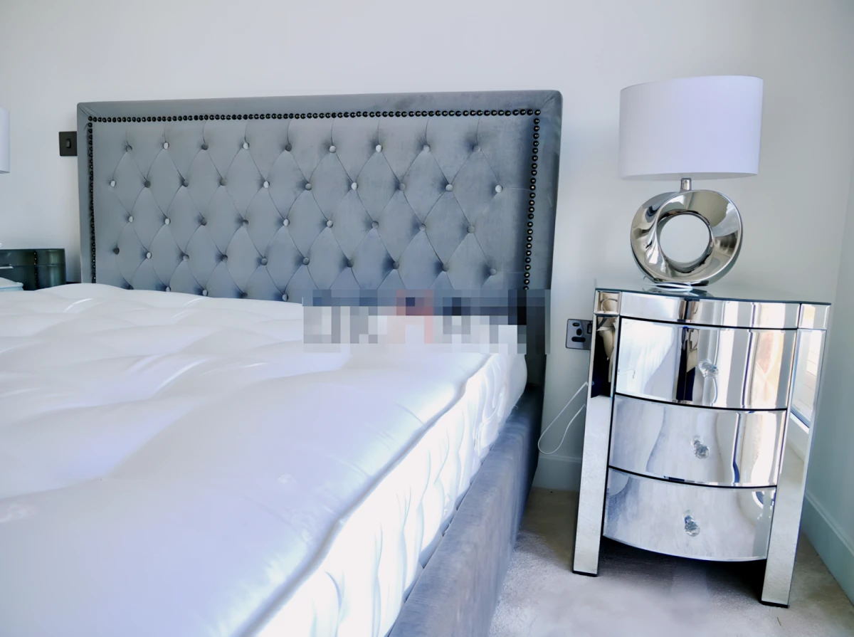 UM-White City Living 5 0