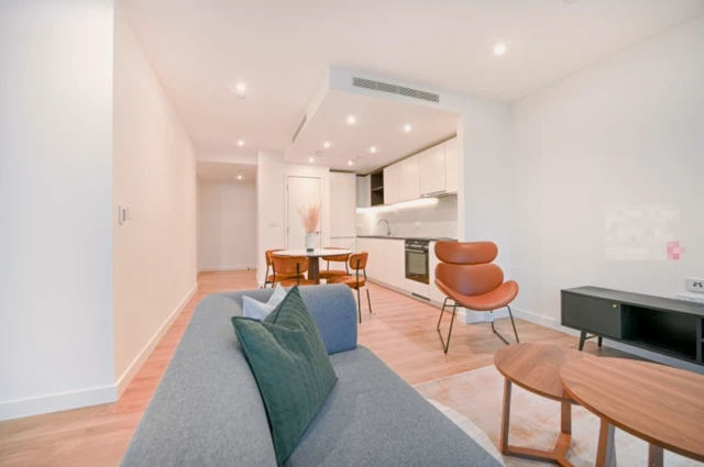 LCH-One Thames Quay 2