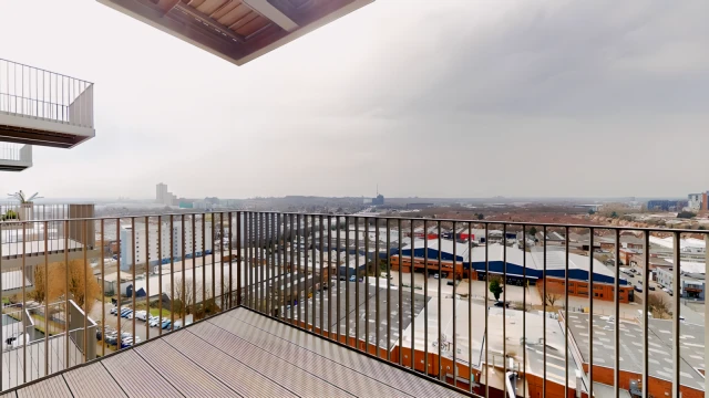 12 Quay Walk 23620# 4