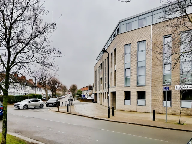 Eastcote Avenue 23692# 1