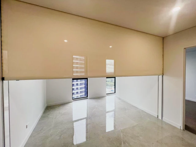 9 Studio Dr 1