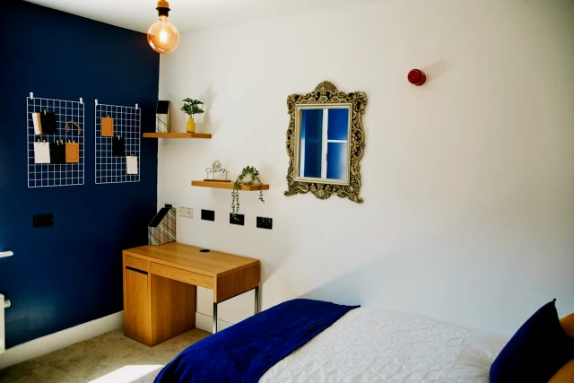 Flat 8, Williams House, LE11 3BZ 2