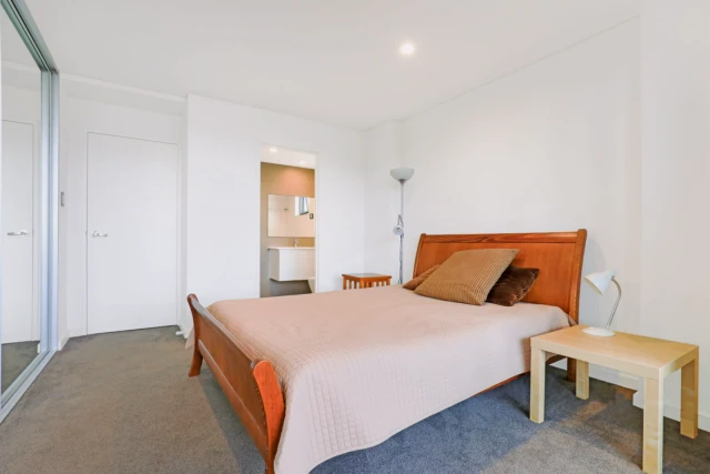 Smith Street, Wollongong 4