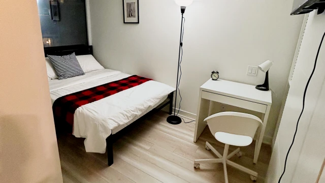 Liwinco - The City Place (17 Bathurst Street) 4