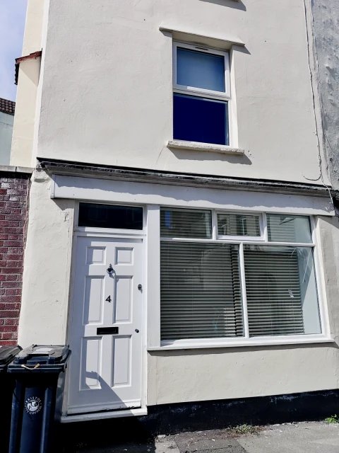 Highland Crescent , BS8 2YA 2