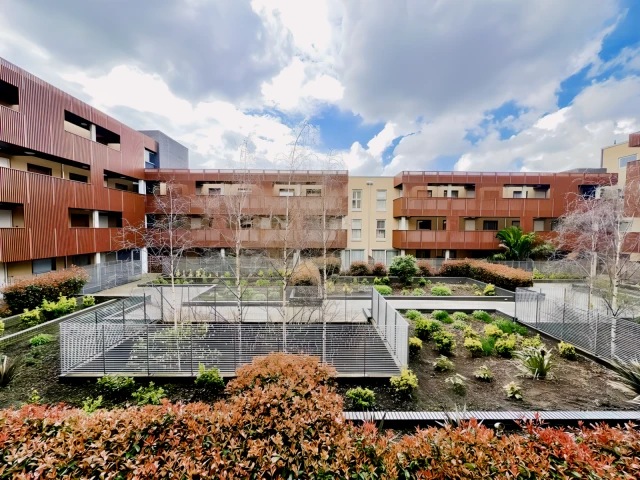 Spa Road 24509# 2