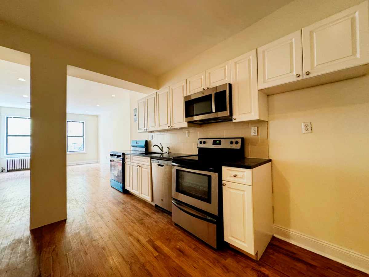 20 Magaw Place - New York student accommodation
