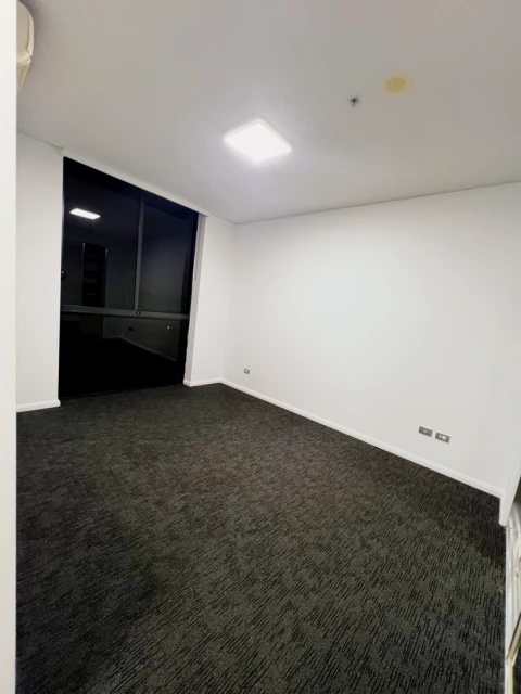 5 Crescent St 2