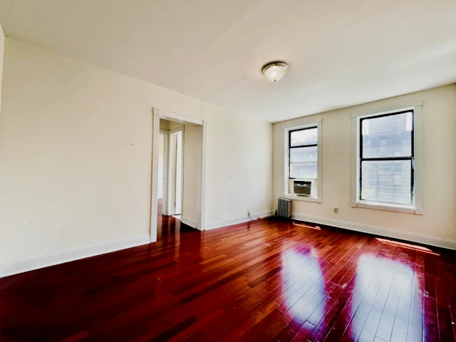 101 Audubon Avenue 3