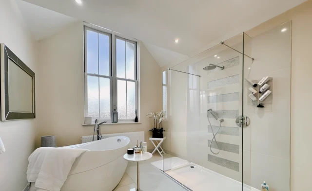 Pembridge Square 3