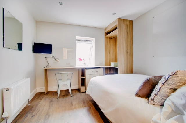 Room 2, Flat H, Park View, NG1 4GR 3