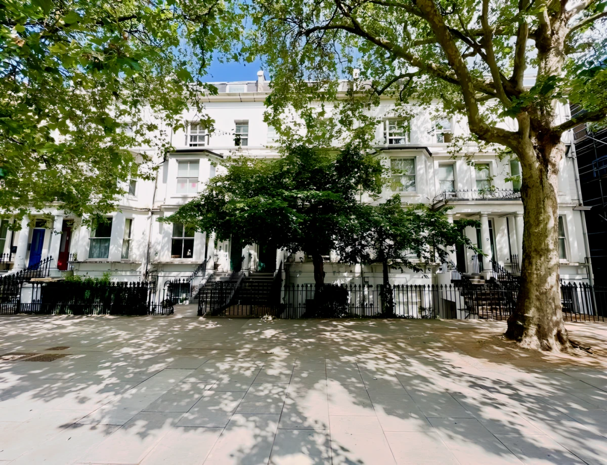 West Cromwell Road 25599# 0