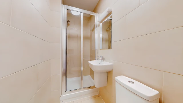 Nevern Place 25633# 4