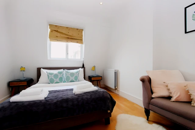 Gloucester Road, South Kensington 4