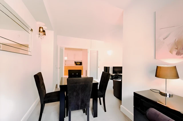 Manson Place, South Kensington 1