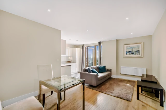 St. Ives Place 26552# 1