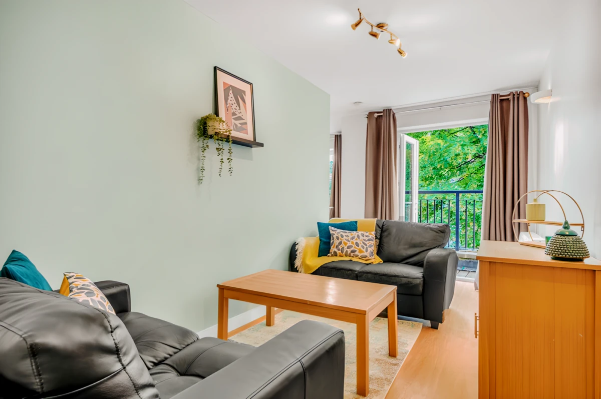 Shire Oak Street 26216# 0