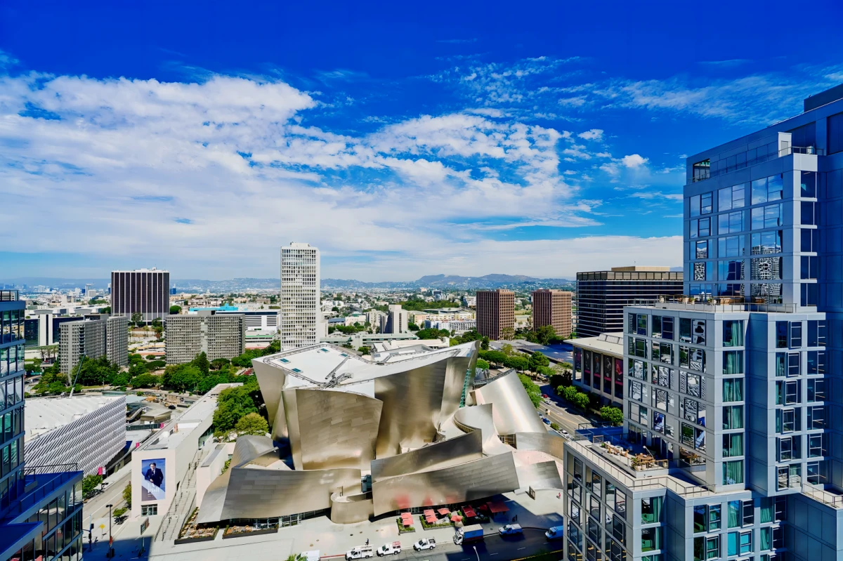 The Grand by Gehry - chỗ ở sinh viên tại Los Angeles