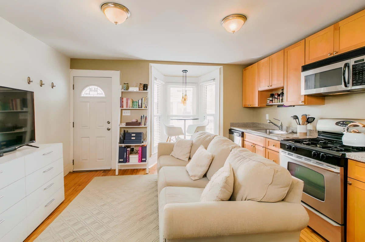 9 Auburn Ave - Somerville MA student accommodation - 1B1B