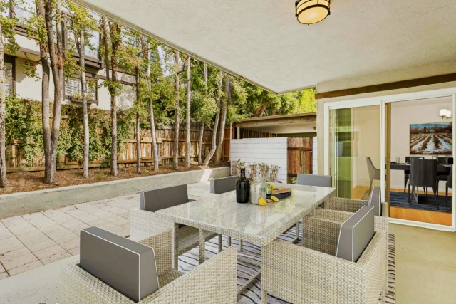 Orange Grove Circle Apartments 4
