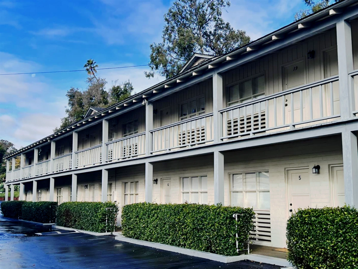 1214 Coast Village Road - Santa Barbara student accommodation