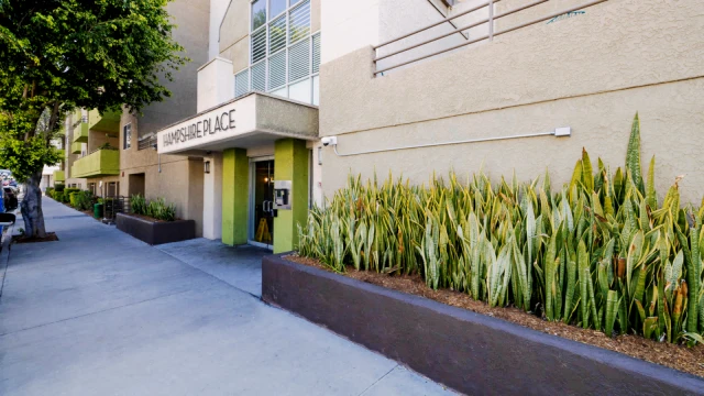 Hampshire Place Apartments 2