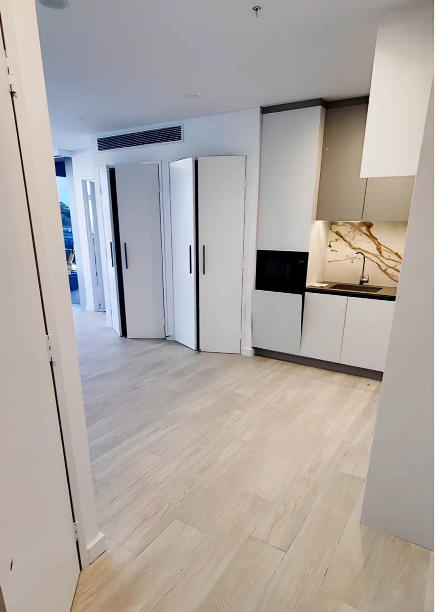 11 Studio Drive 0