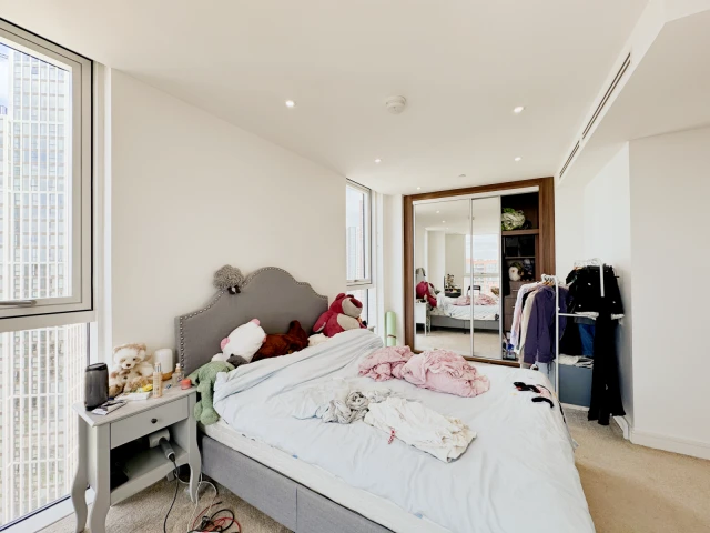 FH-Nine Elms Point - London student accommodation - 2 Bedroom 2 Bathroom Flat 171