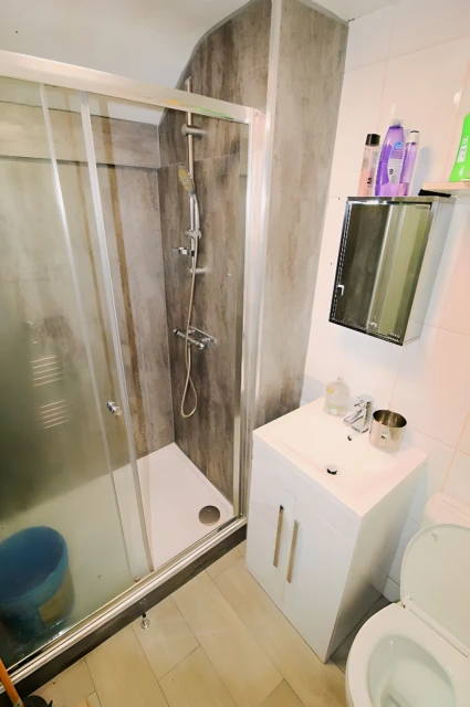 Brudenell Grove 27724# 3