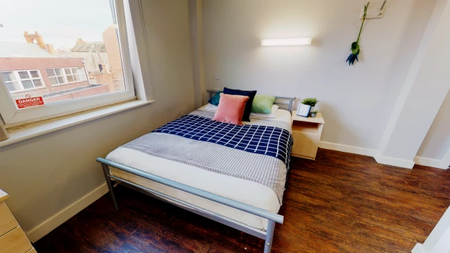 uhomes.com | Student Accommodation, Housing, Flats, Apartments for Rent
