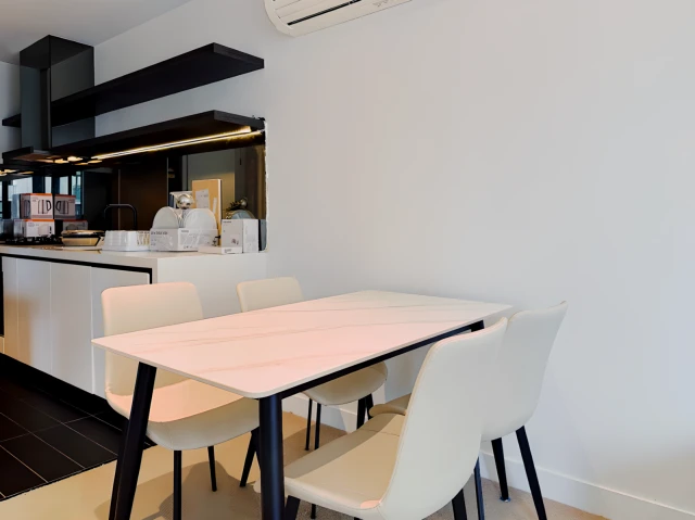 677 La Trobe St 4