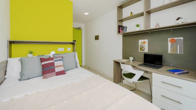 uhomes.com | Student Accommodation, Housing, Flats, Apartments for Rent