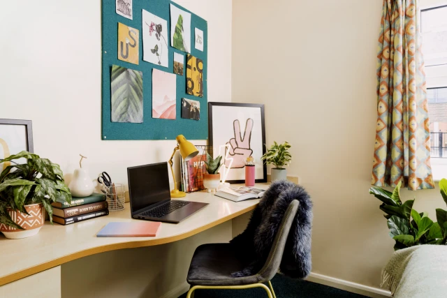 uhomes.com | Student Accommodation, Housing, Flats, Apartments for Rent