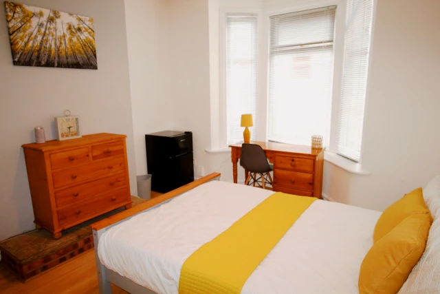 77 Canwick Road 2